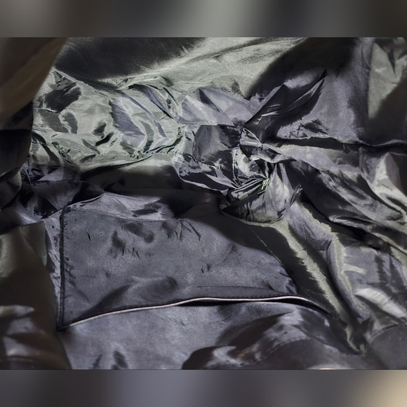 Victoria's Secret Black and White Tote EUC - Picture 13 of 16